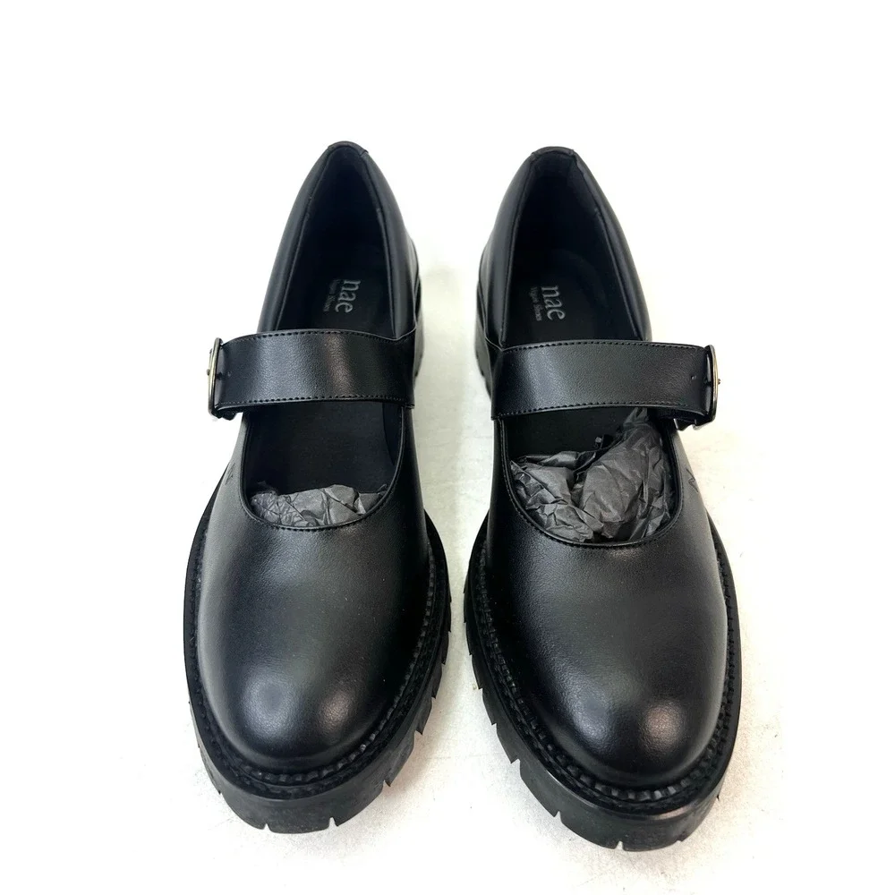 nae Vegan Shoes Women's Emisa Loafer in‎ Apple Skin Black w/ Strap Buckle Sz 9.5